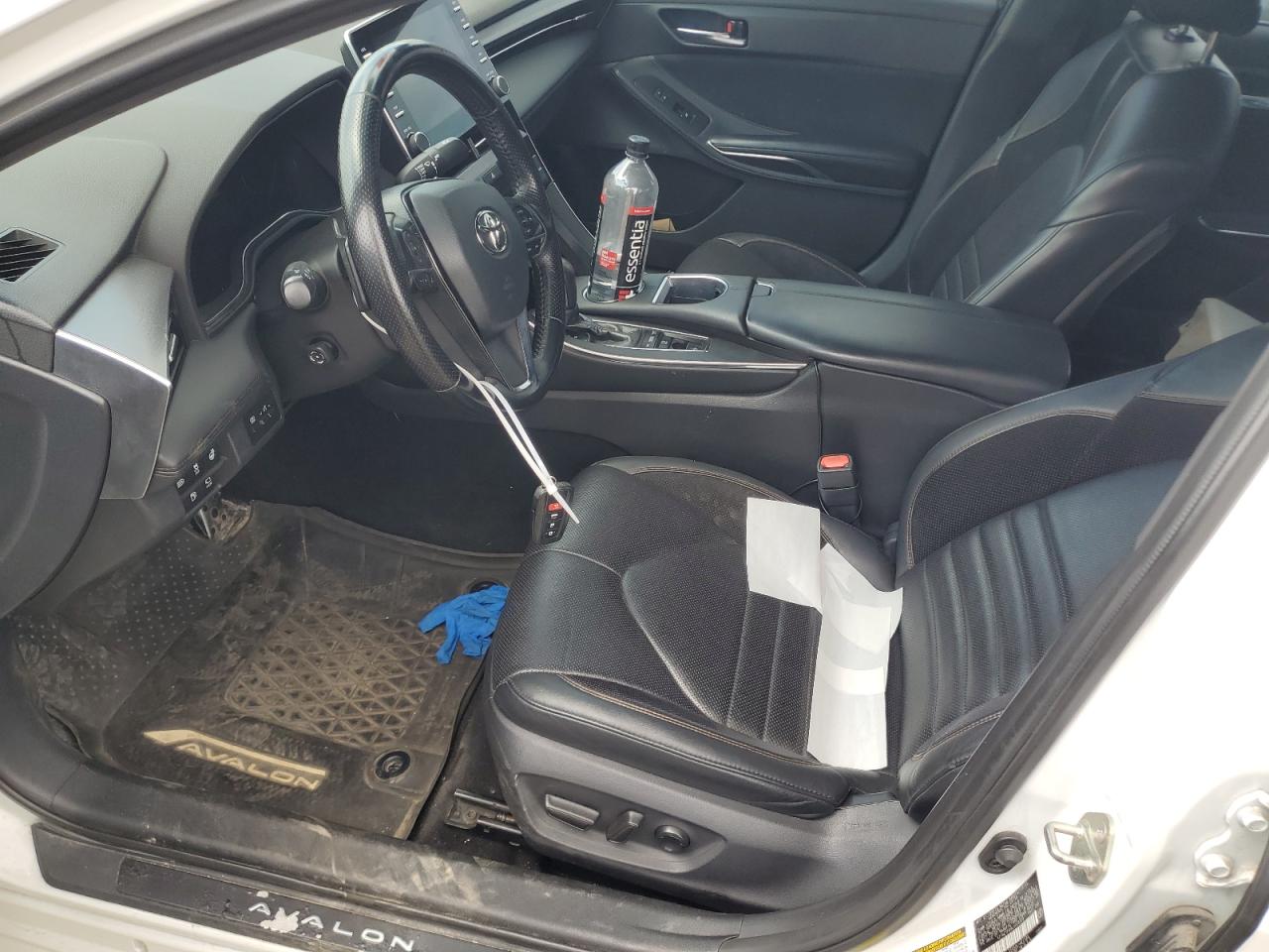 TOYOTA AVALON TOURING