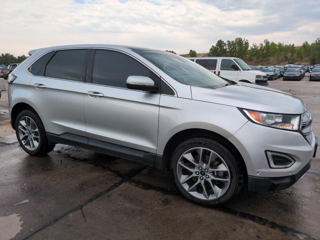 FORD EDGE TITANIUM
