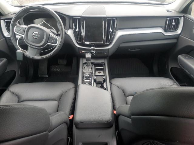 2018 VOLVO XC60 T5 MO YV4102RK1J1066182