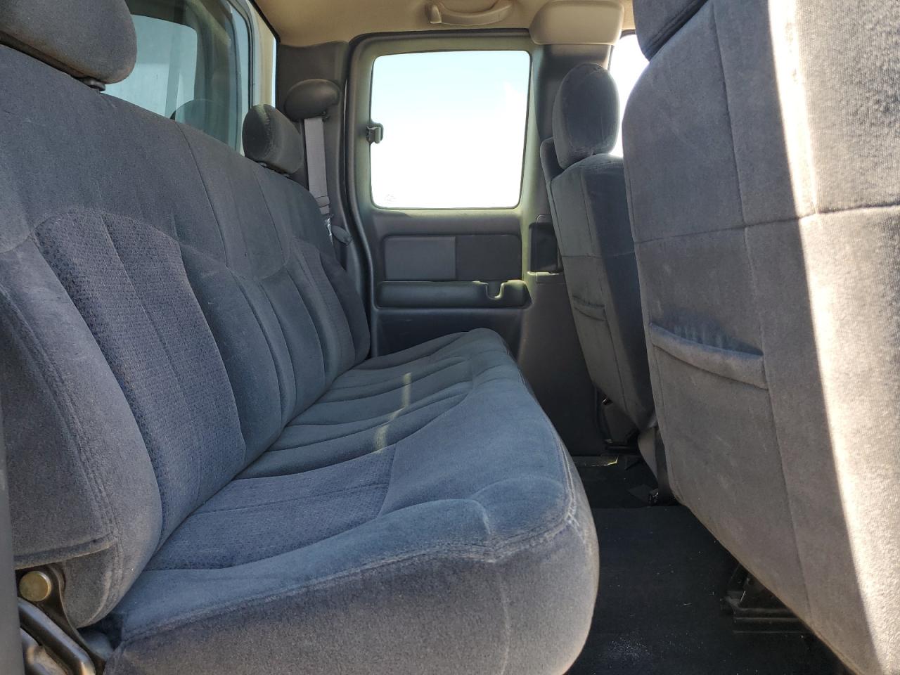 Lot #3212604302 2000 OTHE K1500 4X4 EXTENDED