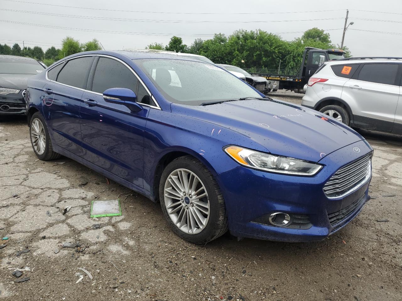 FORD FUSION SE