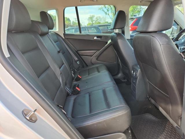 2016 VOLKSWAGEN TIGUAN S - WVGBV7AX4GW589622