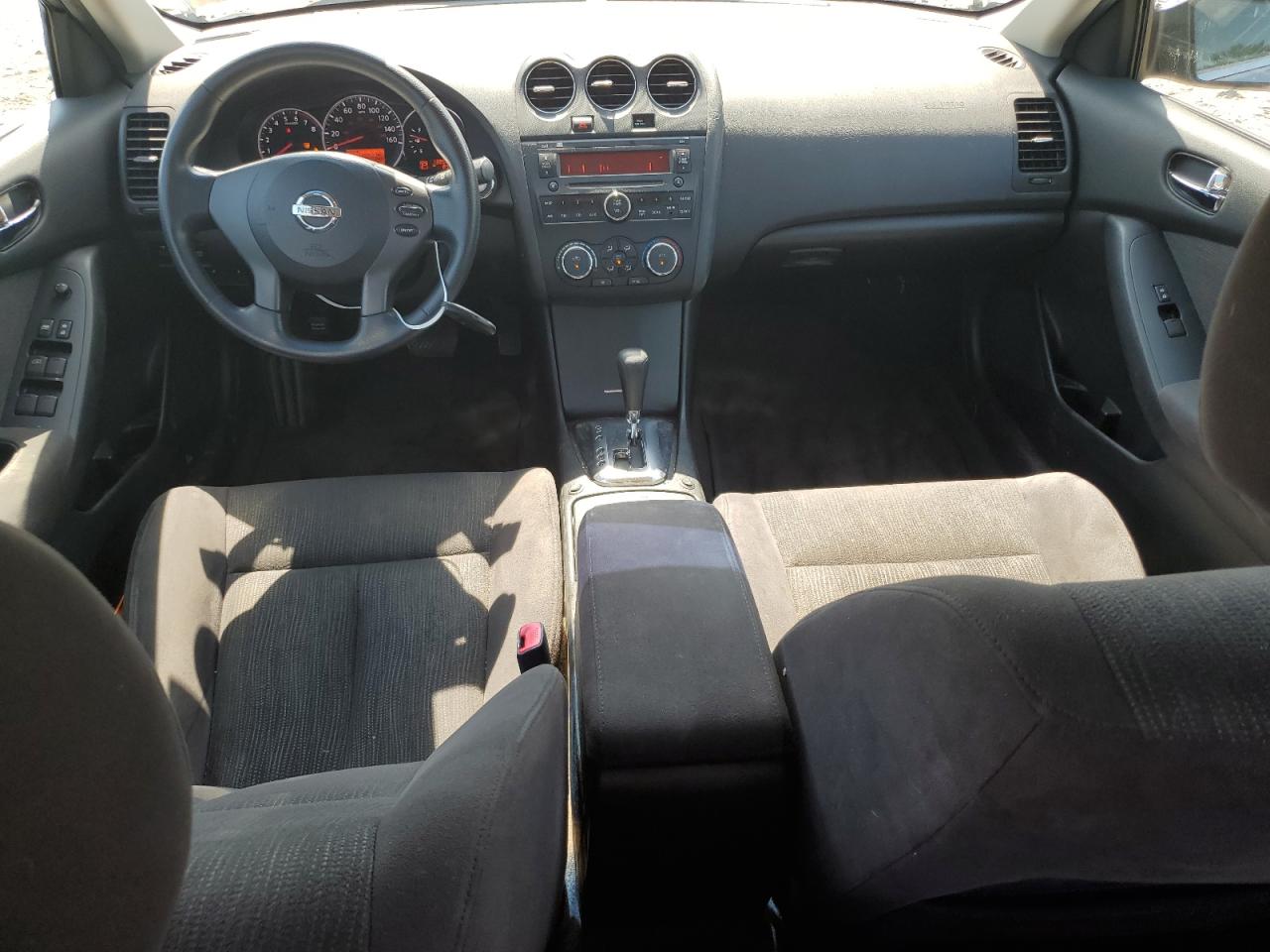 NISSAN ALTIMA BASE