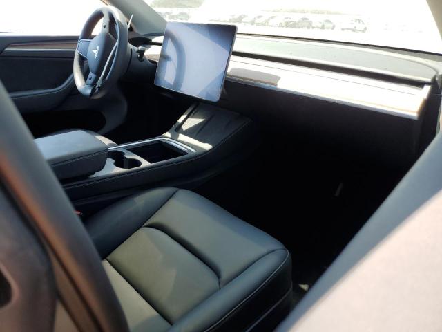 2024 TESLA MODEL Y 7SAYGDEF2RF152091