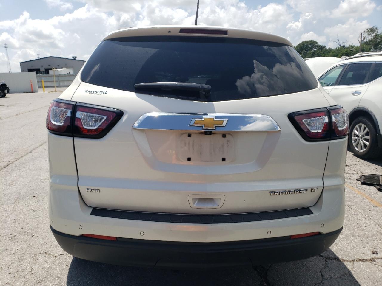 CHEVROLET TRAVERSE LT