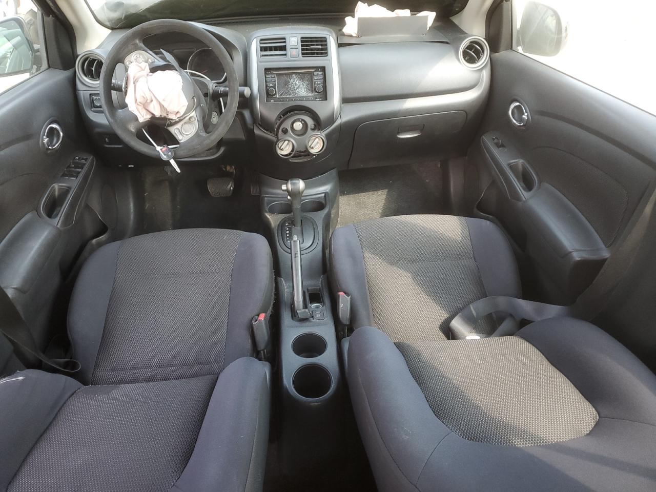 NISSAN VERSA S