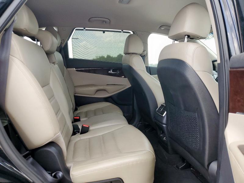 2018 KIA SORENTO EX 5XYPH4A50JG341015