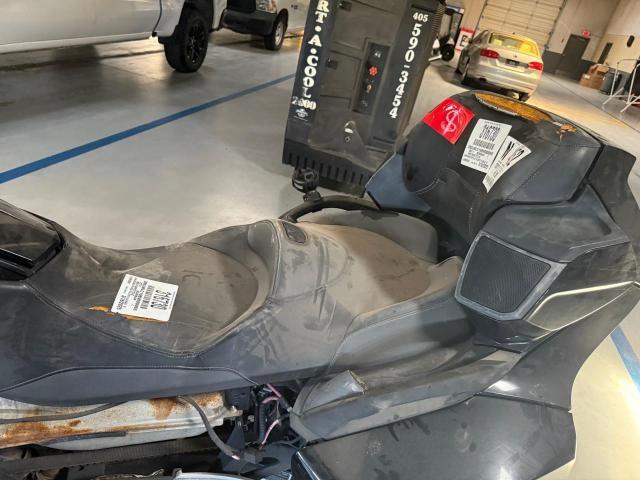 2011 CAN-AM SPYDER ROA 2BXJBLC19BV000065