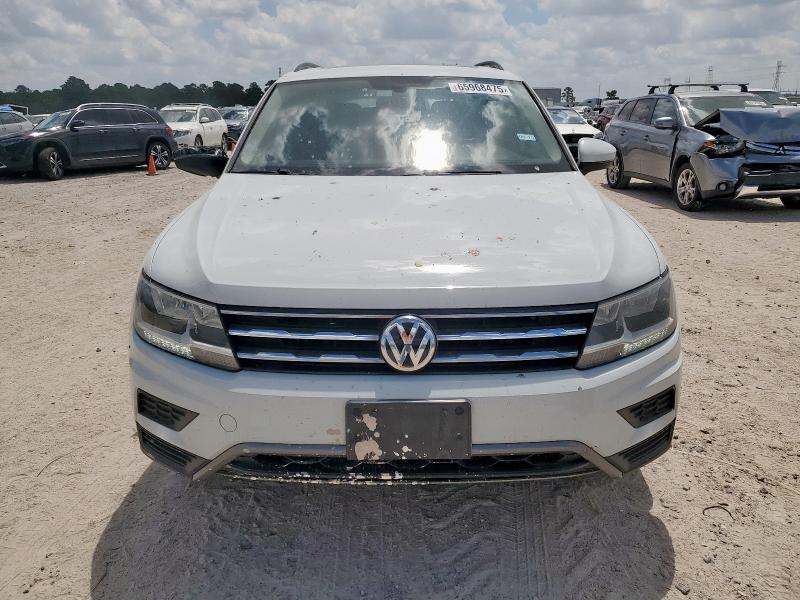 2019 VOLKSWAGEN TIGUAN SE - 3VV3B7AX4KM184002