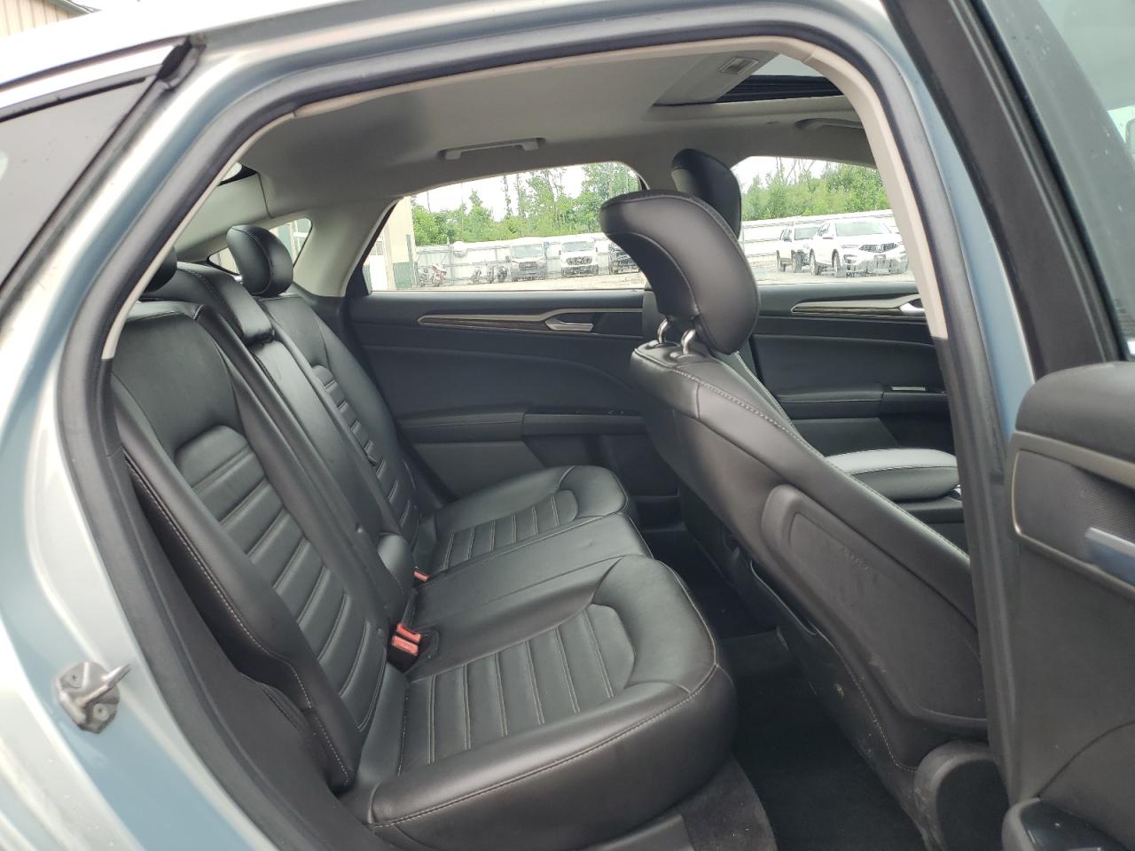 FORD FUSION SE HYBRID