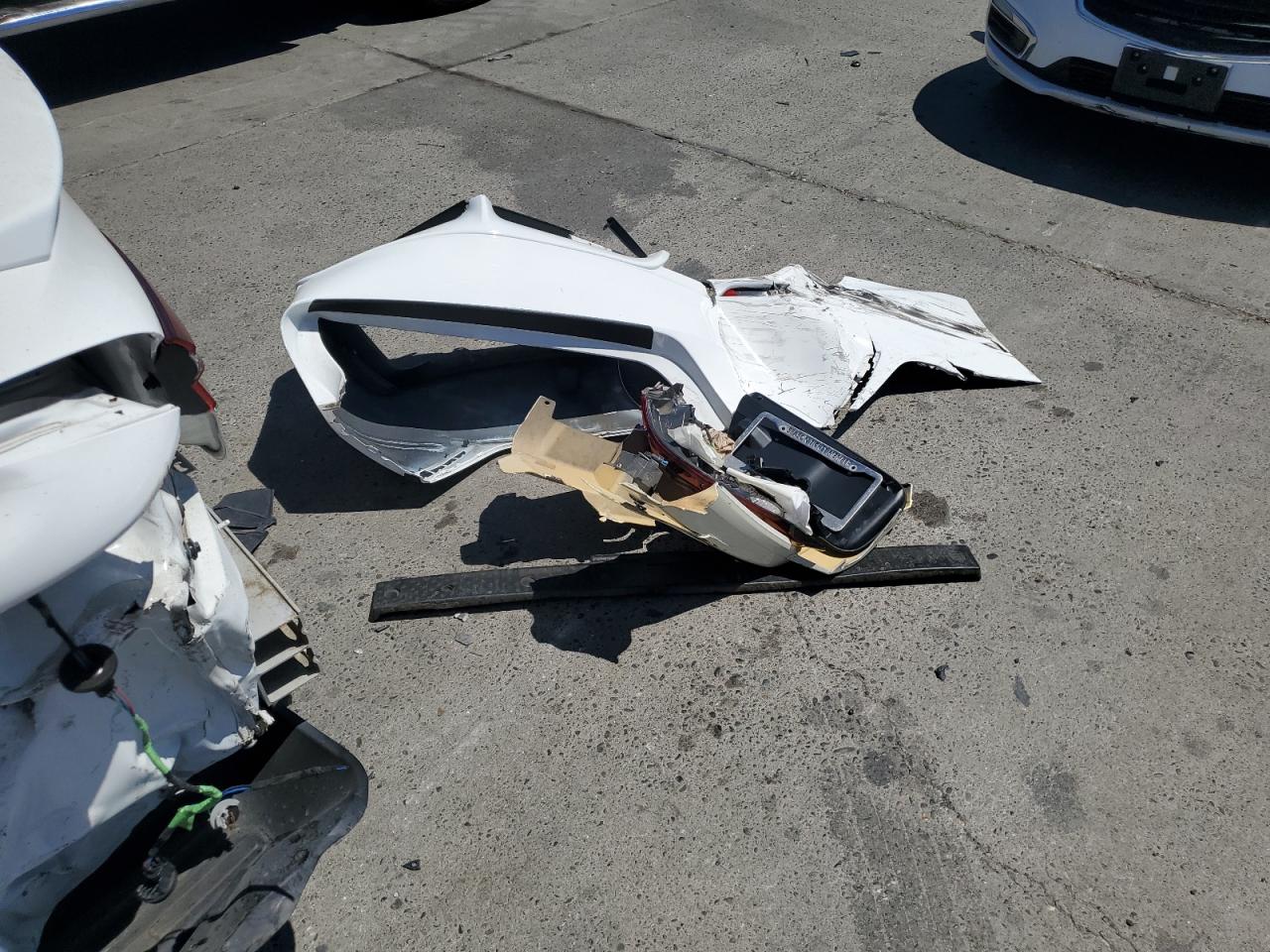 TOYOTA CAMRY SE NIGHT SHADE