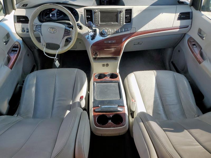 2011 TOYOTA SIENNA XLE - 5TDYK3DCXBS039813