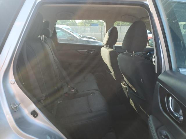 2018 NISSAN ROGUE S KNMAT2MT4JP560642