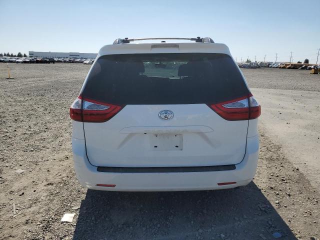 2017 TOYOTA SIENNA LE 5TDKZ3DC8HS821554