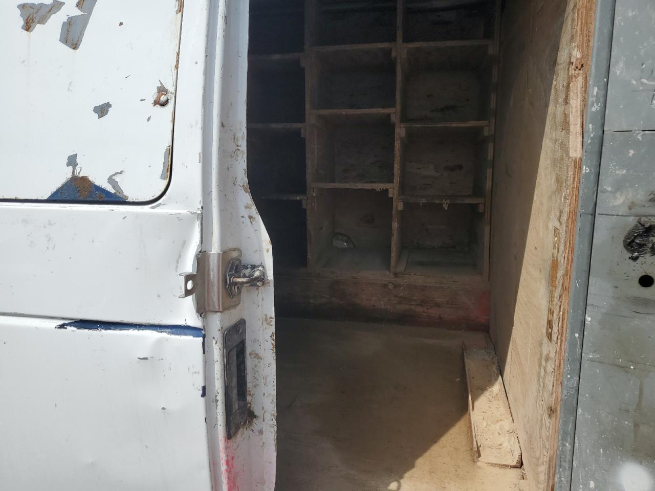 FORD ECONOLINE E350 SUPER DUTY VAN