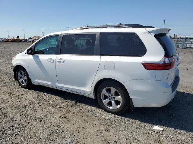 2017 TOYOTA SIENNA LE 5TDKZ3DC8HS821554