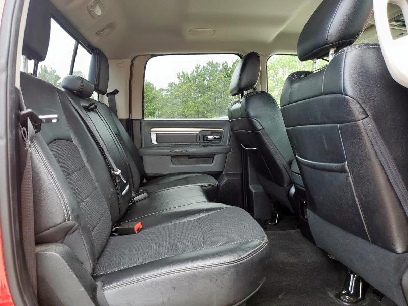 2018 RAM 1500 SLT 1C6RR6LT8JS123645