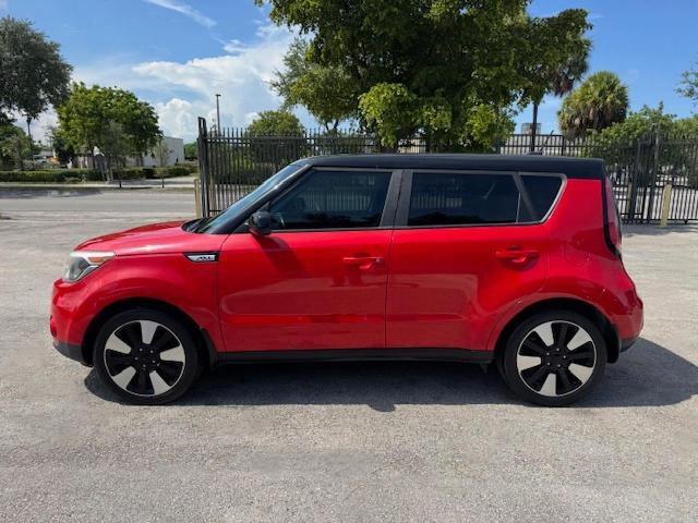 2018 KIA SOUL + KNDJP3A58J7563852