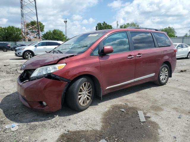 TOYOTA SIENNA XLE