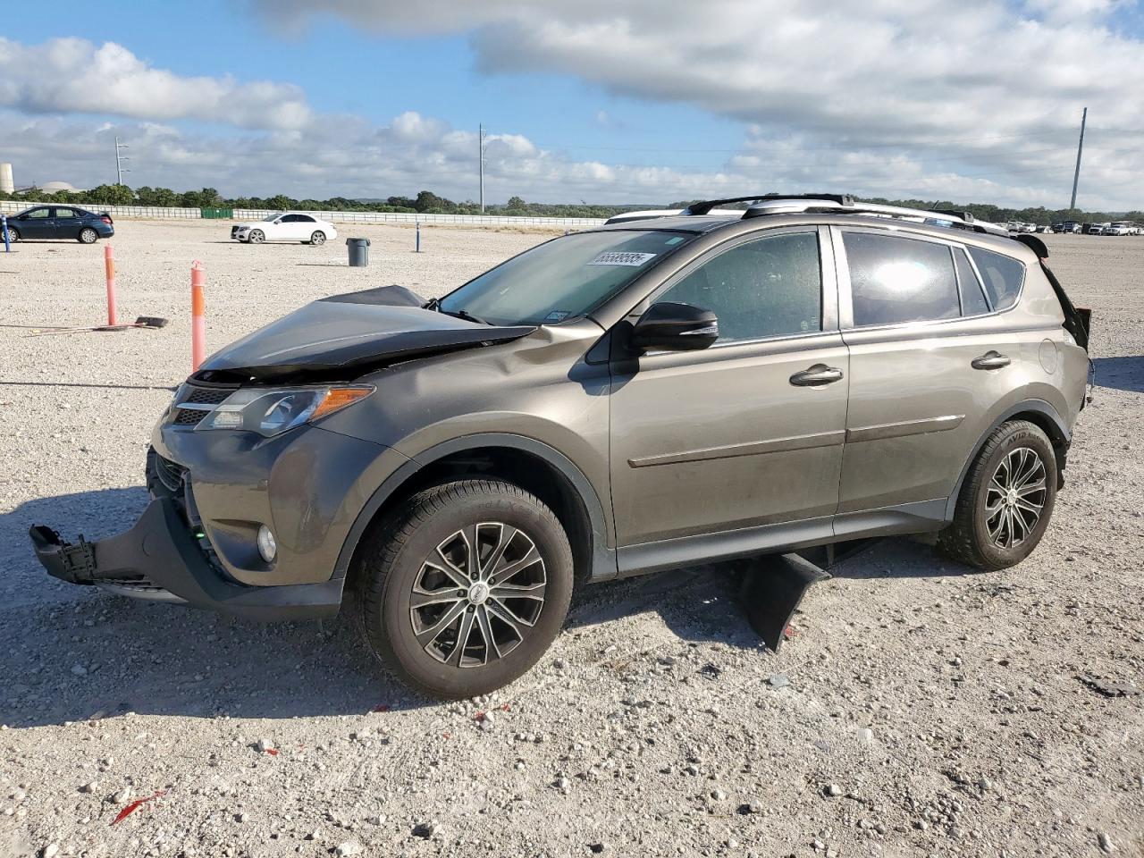 TOYOTA RAV4 XLE