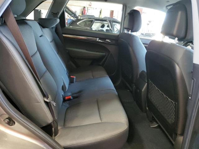 2013 KIA SORENTO LX - 5XYKT3A10DG332982