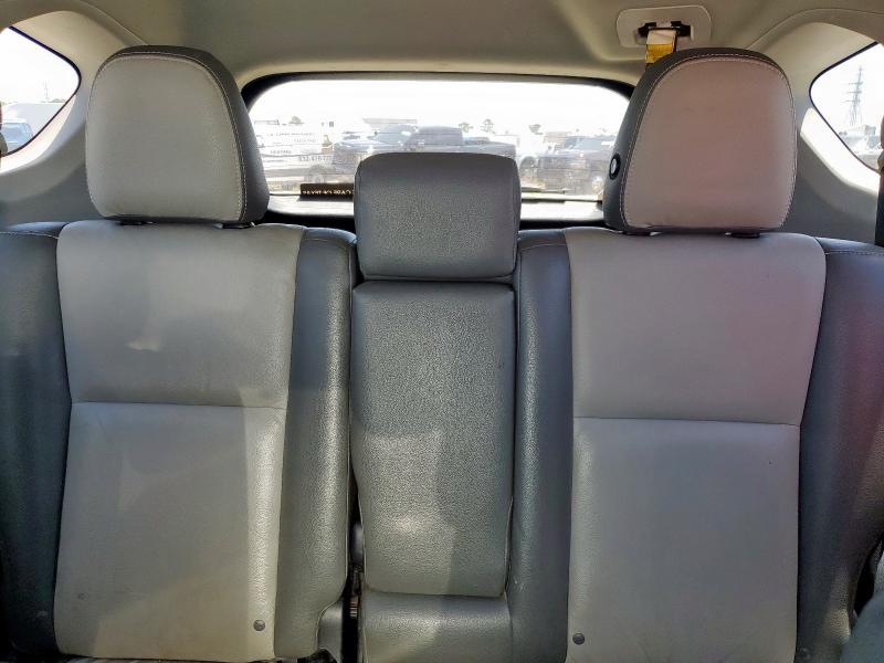 2015 TOYOTA RAV4 XLE 2T3WFREV1FW139026