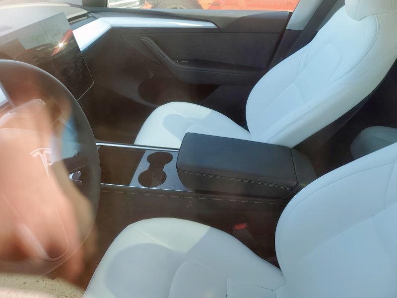 2024 TESLA MODEL Y 7SAYGDED2RF107926