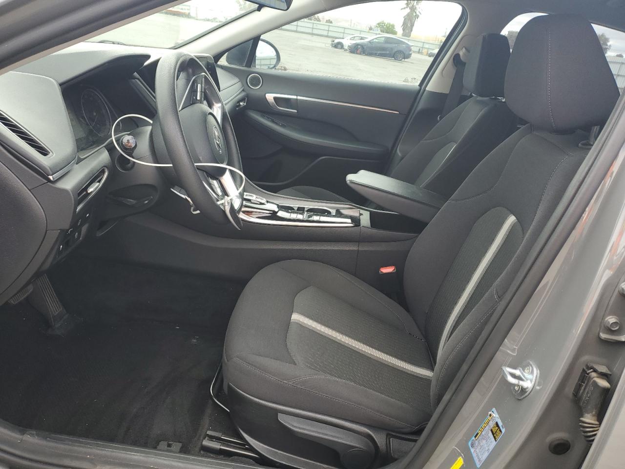 HYUNDAI SONATA HYBRID