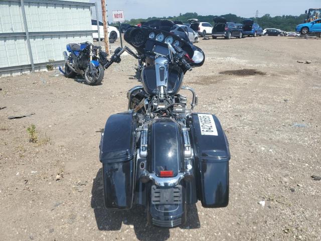 2016 HARLEY-DAVIDSON FLHXS STRE 1HD1KRM19GB677390