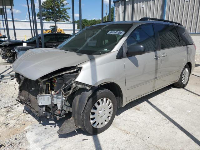 TOYOTA SIENNA CE