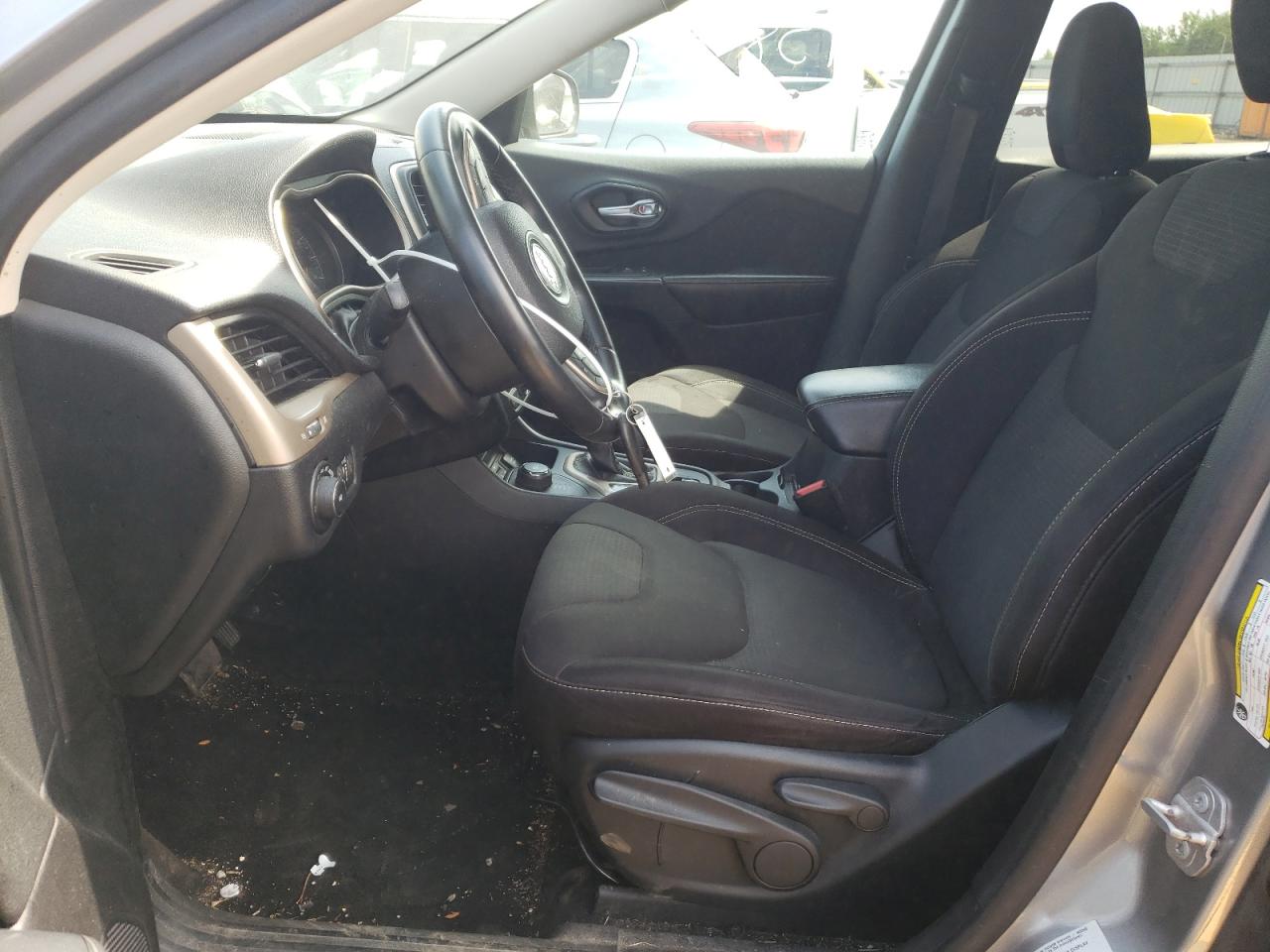 JEEP GRAND CHEROKEE LATITUDE