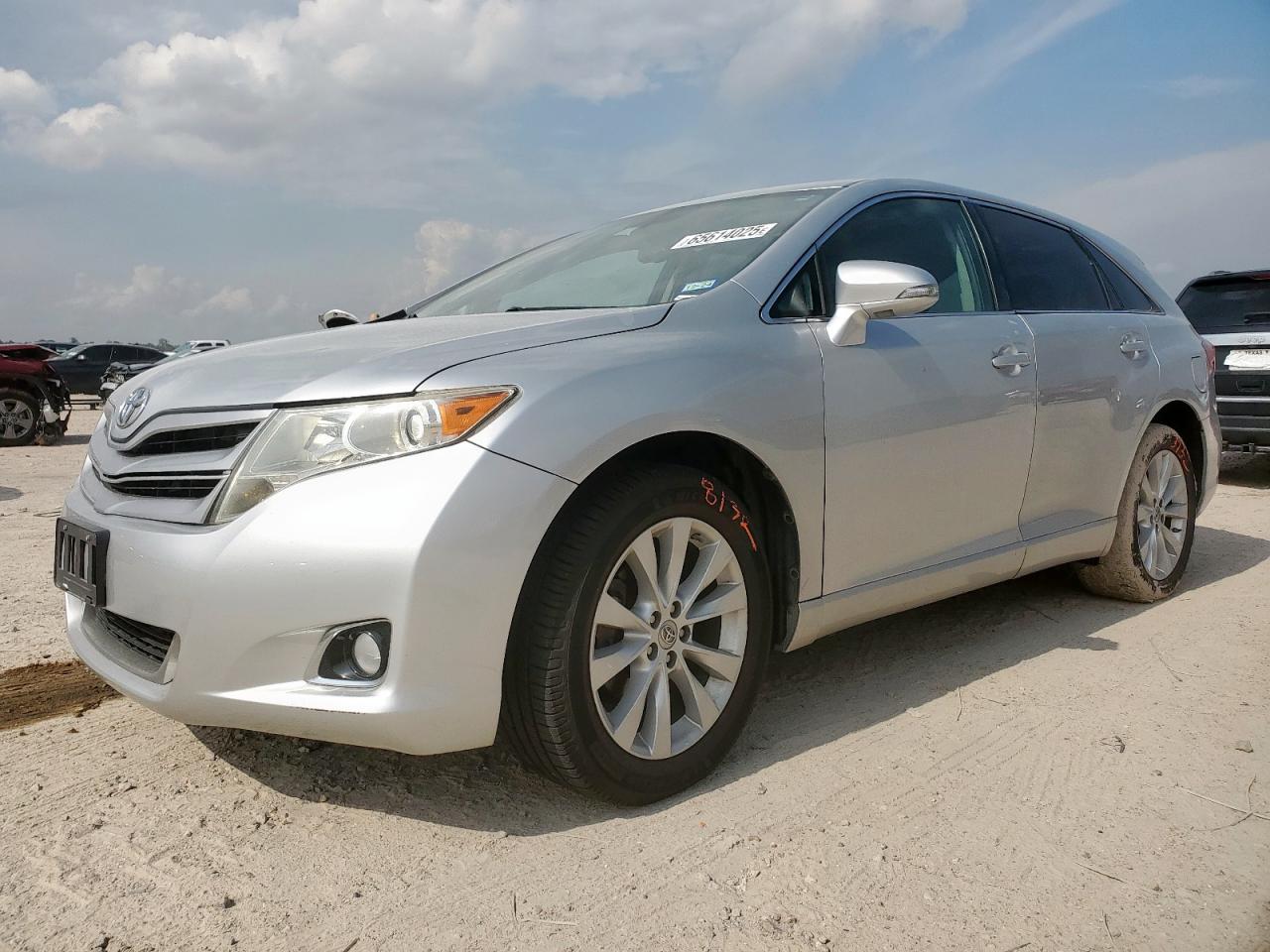 TOYOTA VENZA LE