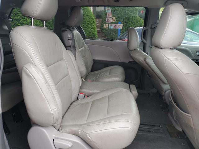 2016 TOYOTA SIENNA LE 5TDKK3DCXGS723922