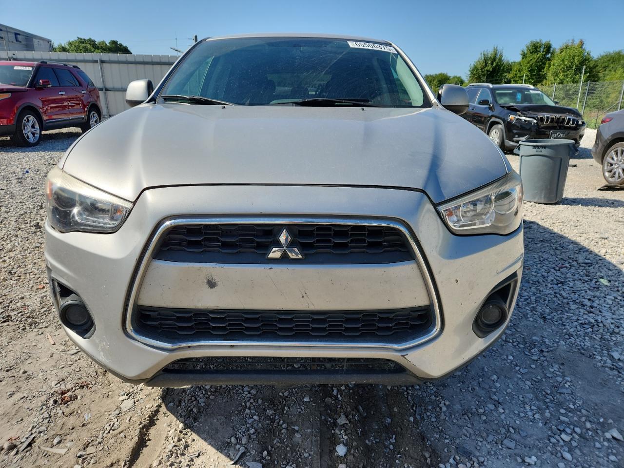 MITSUBISHI OUTLANDER ES