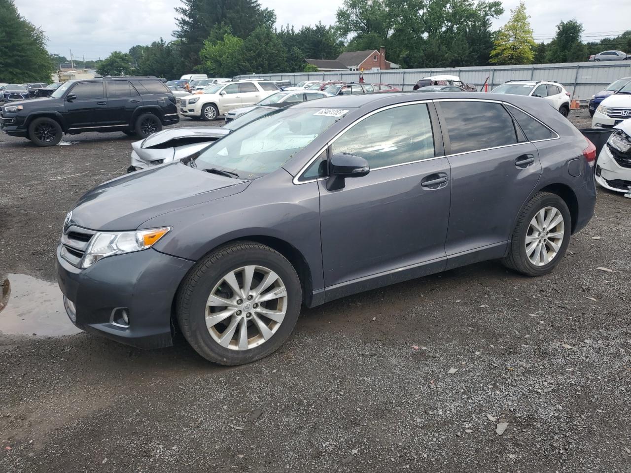 TOYOTA VENZA LE