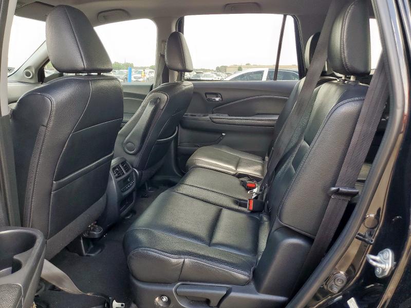 2016 HONDA PILOT EXLN - 5FNYF5H76GB003660