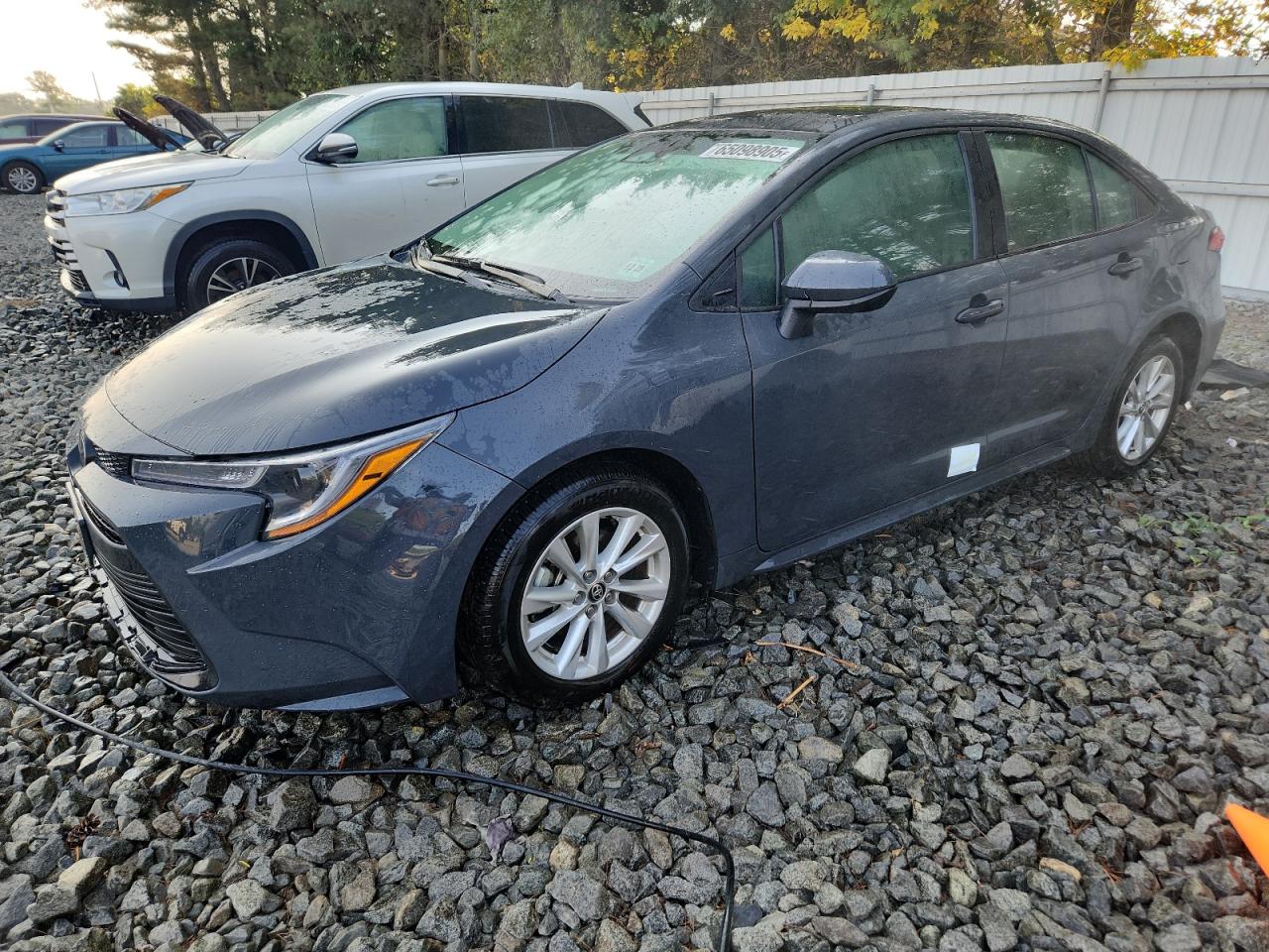 TOYOTA COROLLA LE