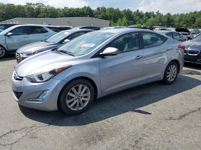 HYUNDAI ELANTRA SE