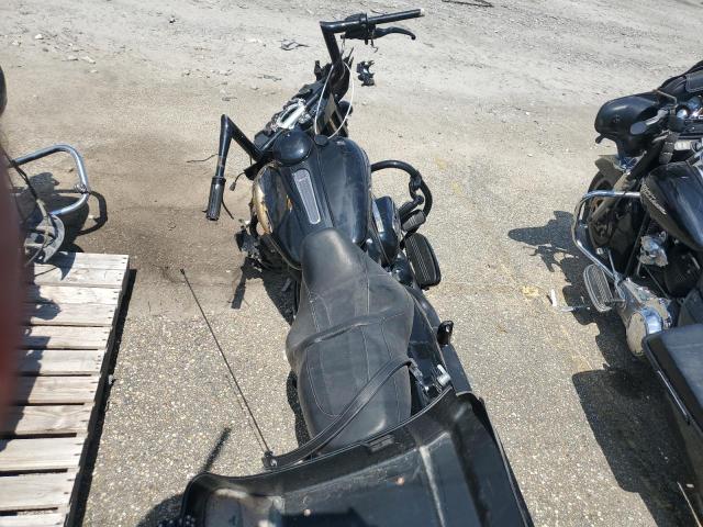 2018 HARLEY-DAVIDSON FLHXS STRE 1HD1KRC16JB672334