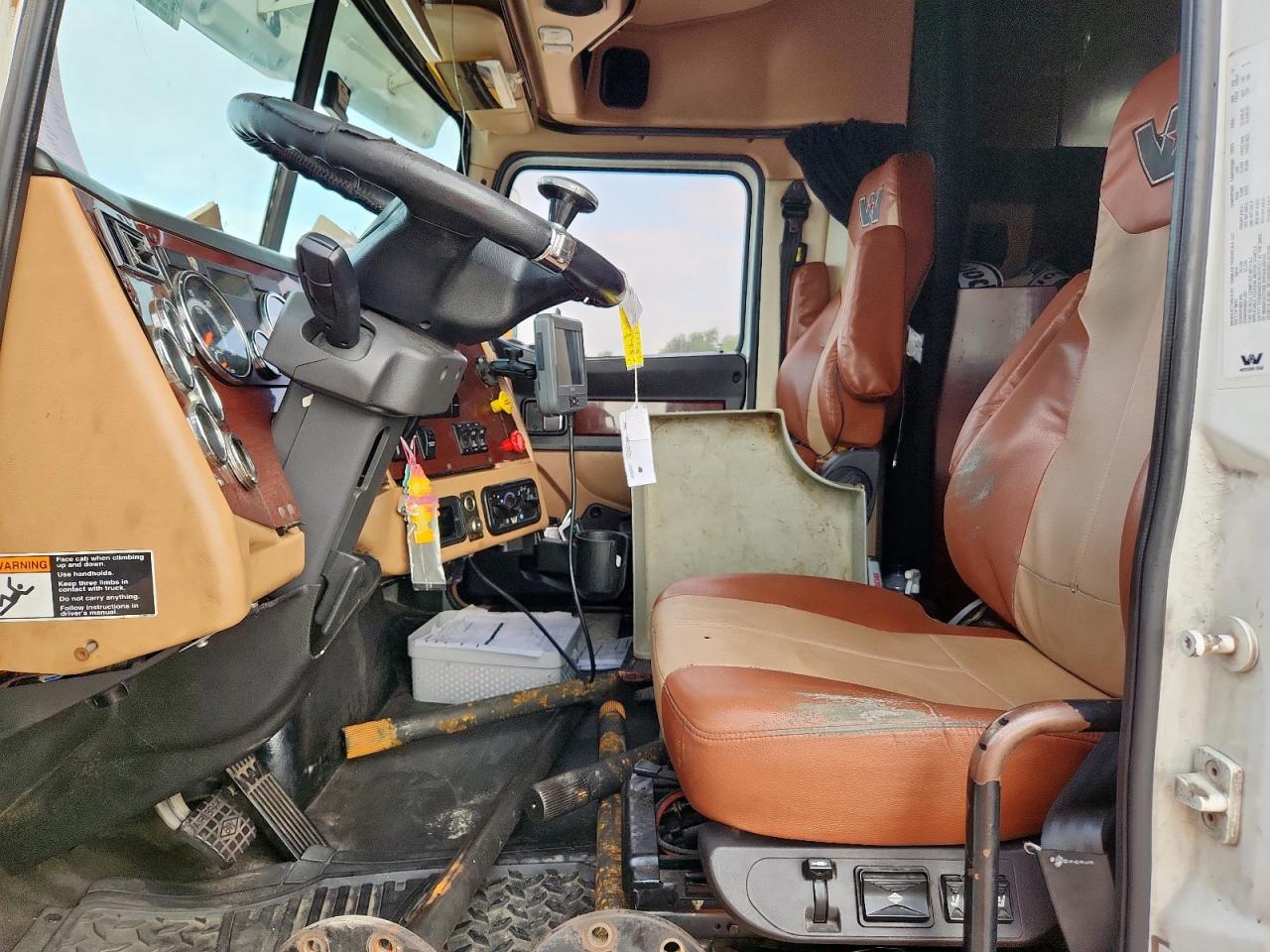 Lot #3291594923 2016 WESTERN STAR/AUTO CAR 5700 XE