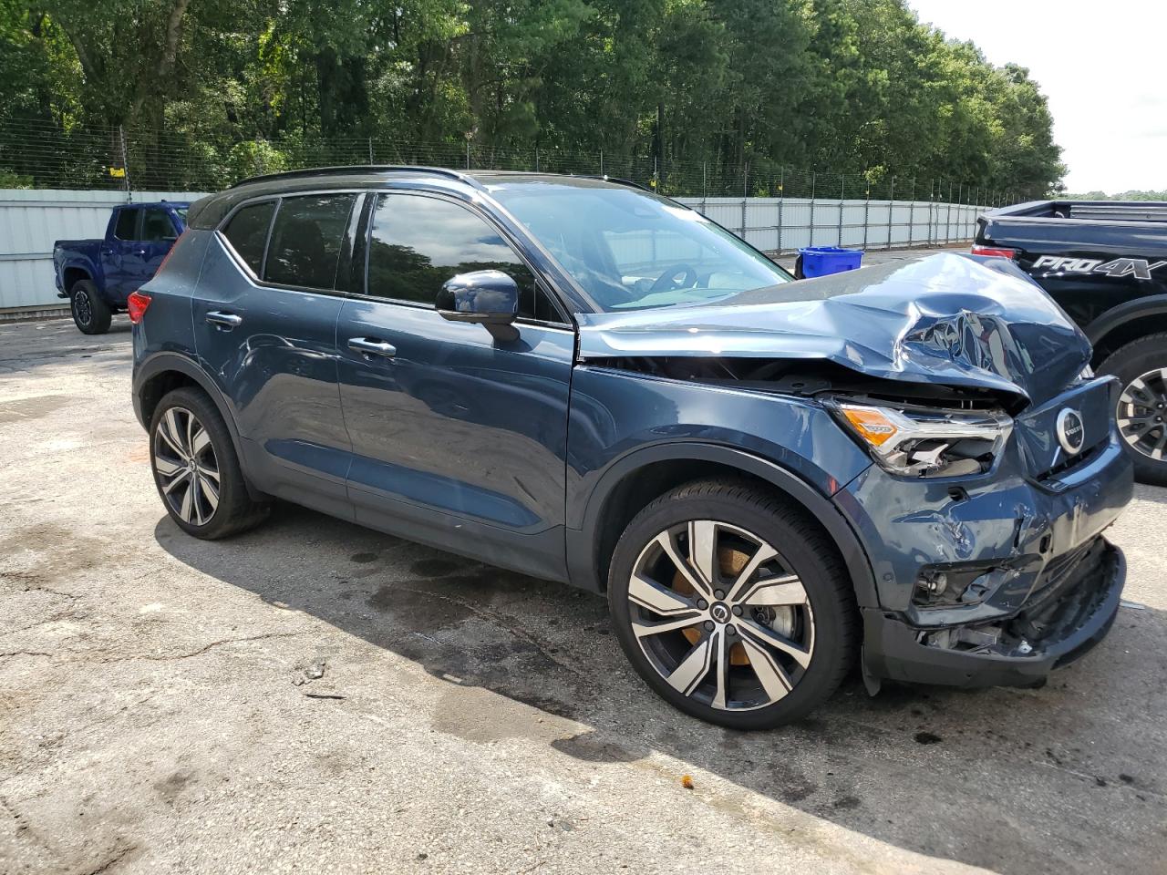 VOLVO XC40 P8 RECHARGE PLUS