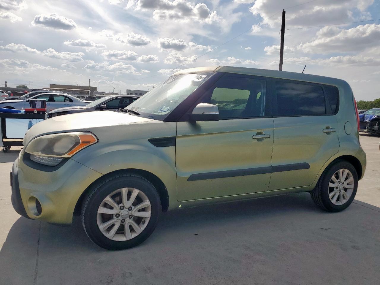 KIA SOUL +
