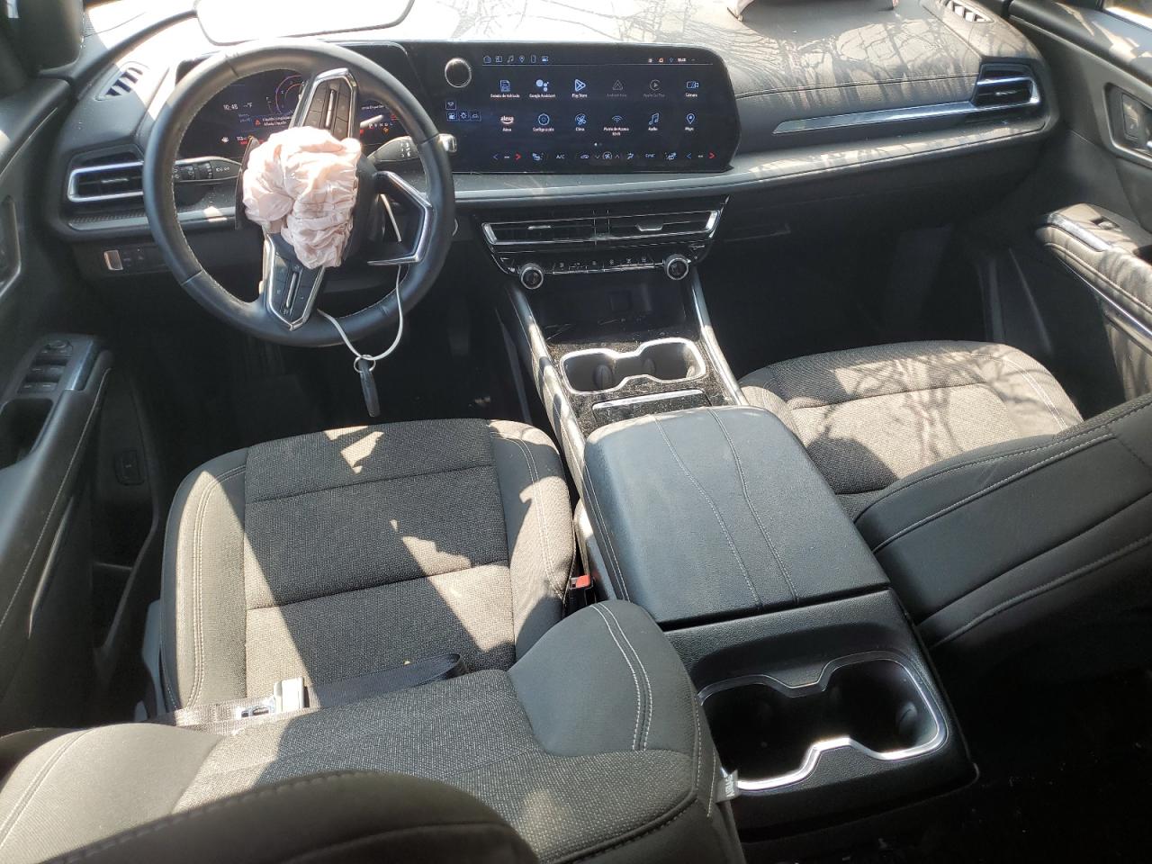 CHEVROLET TRAVERSE LS