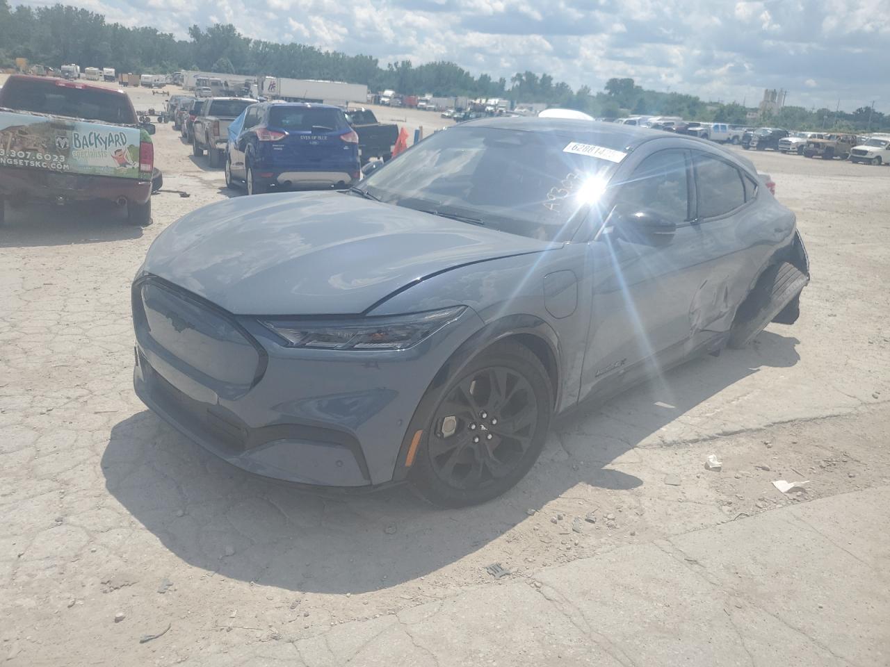 FORD MUSTANG PREMIUM