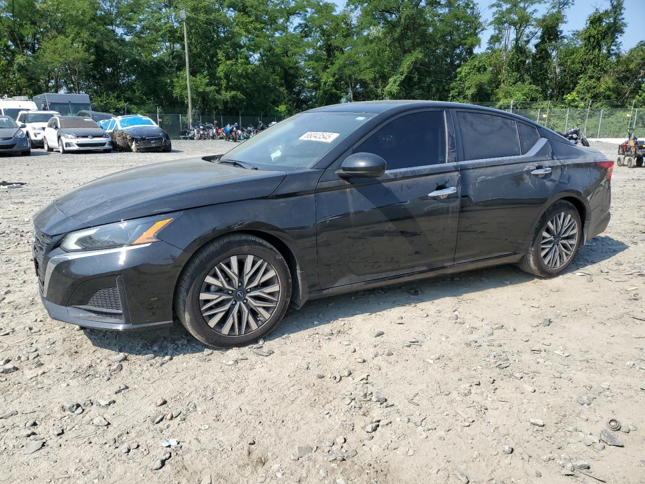  Salvage Nissan Altima