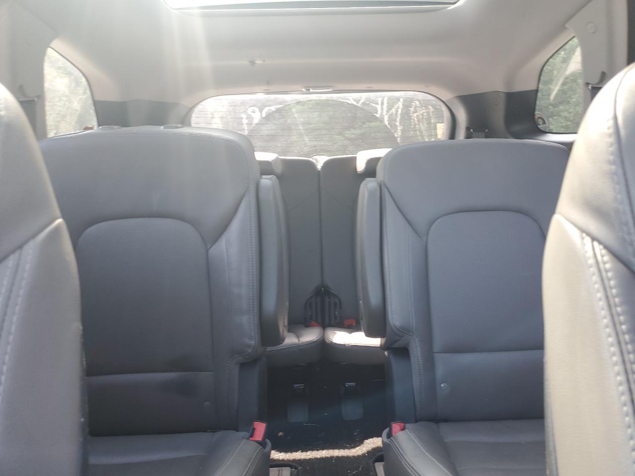 Hyundai Santa fe s 2016