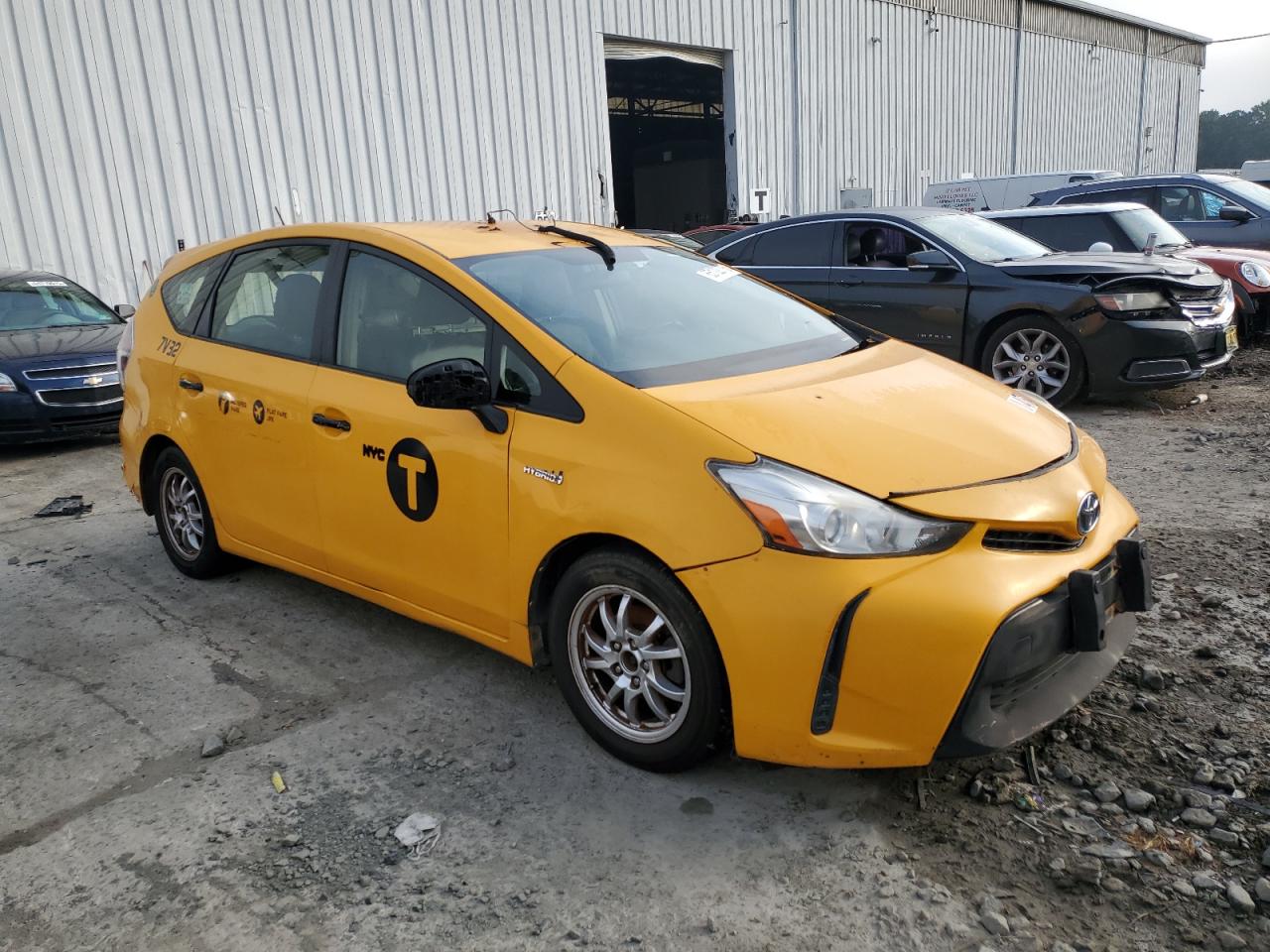 TOYOTA PRIUS V