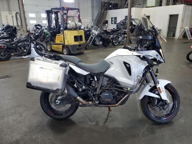 KTM 1290 SUPER
