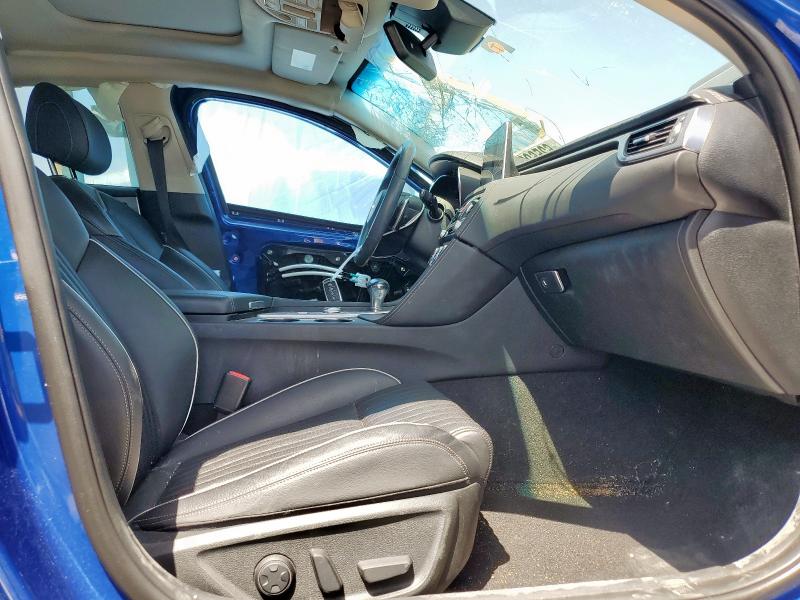 2021 GENESIS G70 KMTG74LEXMU071750