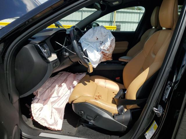 2020 VOLVO XC60 T5 IN YV4102RL2L1570378